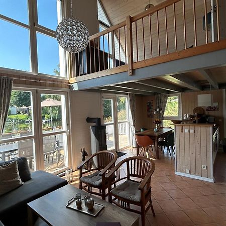 Ferienhaus Mit Wasserterrasse - Mit Sauna Und Kamin - Inklusive Nebenkosten Wendisch Rietz Extérieur photo