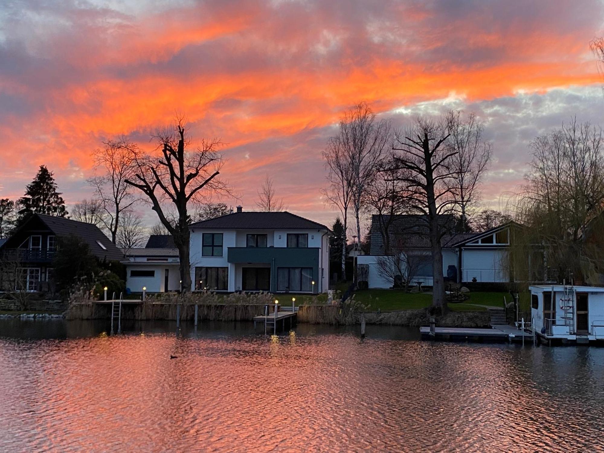 Ferienhaus Mit Wasserterrasse - Mit Sauna Und Kamin - Inklusive Nebenkosten Wendisch Rietz Extérieur photo